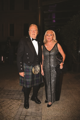 PRENS EDWARD’IN ONUR KONUĞU OLDUĞU GALA YEMEĞİNDE  CEMİYET BULUŞTU