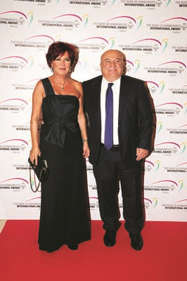 PRENS EDWARD’IN ONUR KONUĞU OLDUĞU GALA YEMEĞİNDE  CEMİYET BULUŞTU