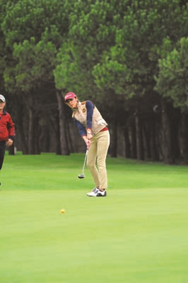 KEMER GOLF COUNTRY CLUB’TA GOLF HEYECANI 