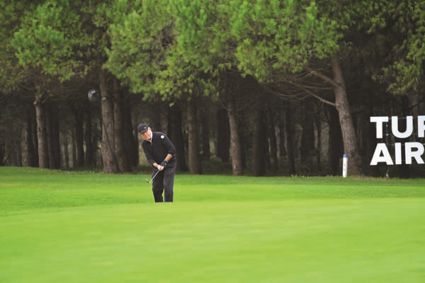 KEMER GOLF COUNTRY CLUB’TA GOLF HEYECANI 