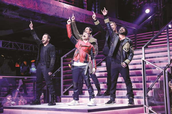 NEW YORK’TA RENKLİ TANITIM