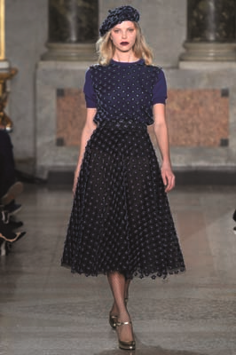 İTALYAN TASARIMCI LUISA BECCARIA ROMANTİK TASARIMLARIYLA BEĞENİ TOPLUYOR