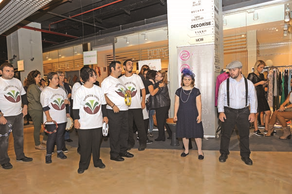 DOWN SENDROMU  DERNEĞİ YARARINA ALIŞVERİŞ GÜNLERİ