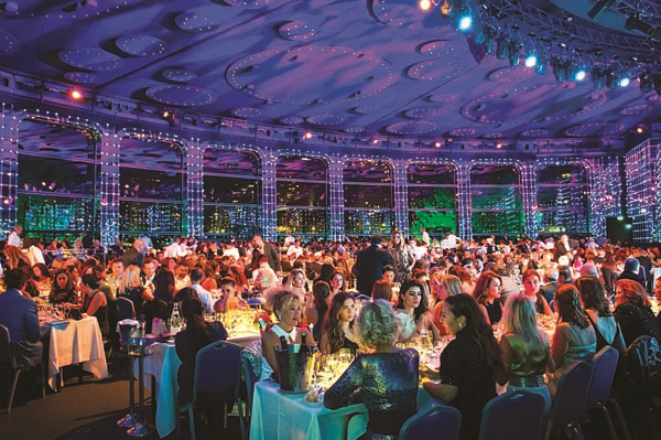 MONACO’DAKİ 29 EKİM CUMHURİYET BALOSU’NDA FRANSIZ VE TÜRK CEMİYETİ BULUŞTU