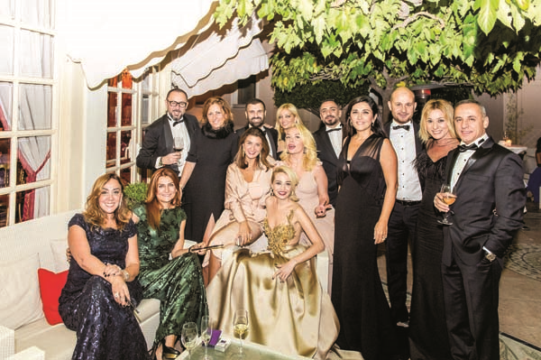 MONACO’DAKİ 29 EKİM CUMHURİYET BALOSU’NDA FRANSIZ VE TÜRK CEMİYETİ BULUŞTU