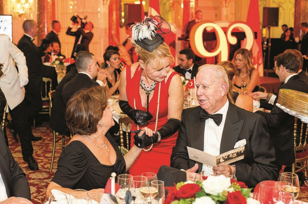 MONACO’DAKİ 29 EKİM CUMHURİYET BALOSU’NDA FRANSIZ VE TÜRK CEMİYETİ BULUŞTU