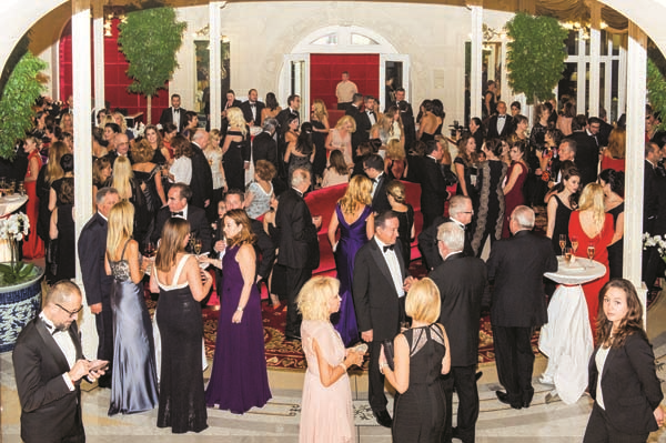 MONACO’DAKİ 29 EKİM CUMHURİYET BALOSU’NDA FRANSIZ VE TÜRK CEMİYETİ BULUŞTU