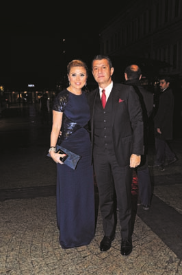 BOĞAZ MANZARASINDA ROMANTİK DÜĞÜN 