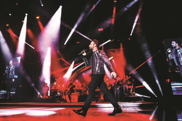 MONACO’DAKİ 29 EKİM CUMHURİYET BALOSU’NDA FRANSIZ VE TÜRK CEMİYETİ BULUŞTU