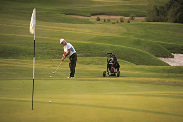 ANTALYA’DA GOLF  TURNUVASI HEYECANI  