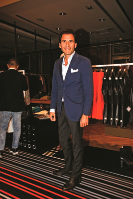  YENİ KOLEKSİYON TANITIMINDA DEĞİŞİM RÜZGARLARI 