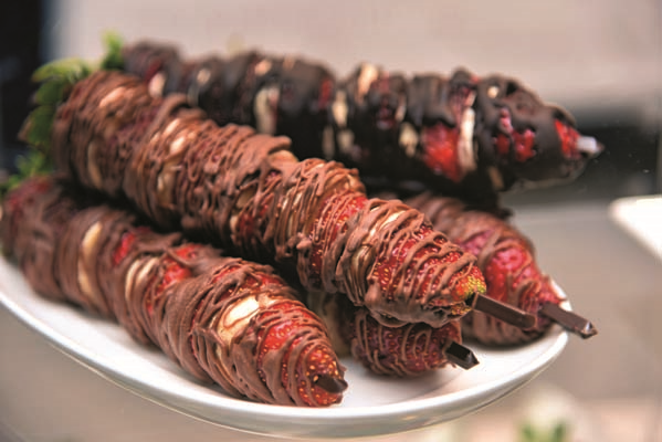 YENİ MAĞAZADA ÇİKOLATA TADINDA DAVET