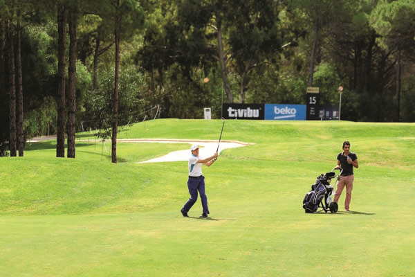 ANTALYA’DA GOLF  TURNUVASI HEYECANI  