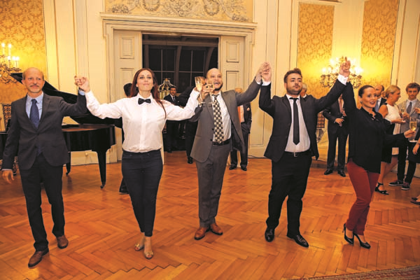 VENEDİK SARAYI’NDA 75.YILDÖNÜMÜ KUTLAMASI 