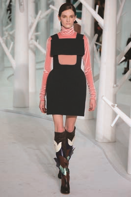 DELPOZO’NUN KREATİF DİREKTÖRÜ JOSEP FONT İSPANYOL MARKANIN ÜNÜNE ÜN KATTI