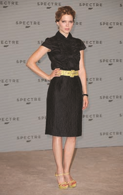 YENİ BOND KIZI LEA SEYDOUX FEMİNEN GİYİNMEYİ SEVİYOR