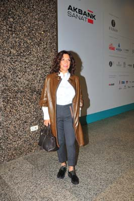 CONTEMPORARY ISTANBUL 2015 SANATSEVERLERLE BULUŞTU