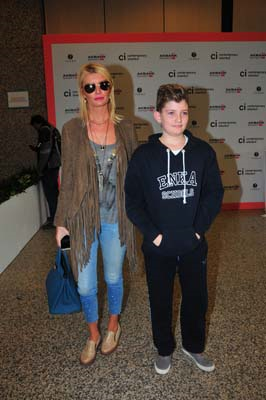 CONTEMPORARY ISTANBUL 2015 SANATSEVERLERLE BULUŞTU