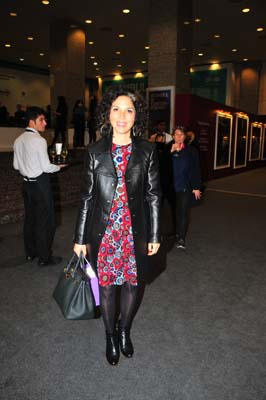 CONTEMPORARY ISTANBUL 2015 SANATSEVERLERLE BULUŞTU