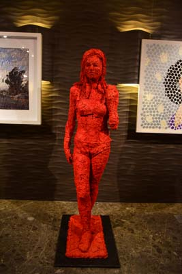 İSMET ÖZTANIK EV SAHİPLİĞİNDE AVANTGARDE COLLECTİONDAN CONTEMPORARY İSTANBULA ÖZEL DAVET