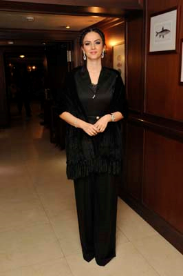 ÜNLÜ İSİMLERİ BULUŞTURAN DÜĞÜN