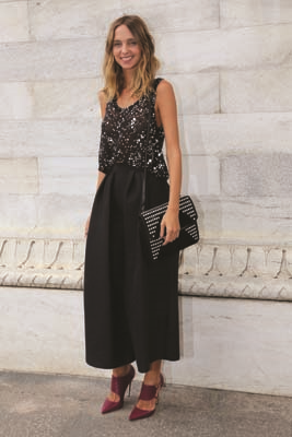 CANDELA NOVEMBRE TARZIYLA  İLHAM VERİYOR