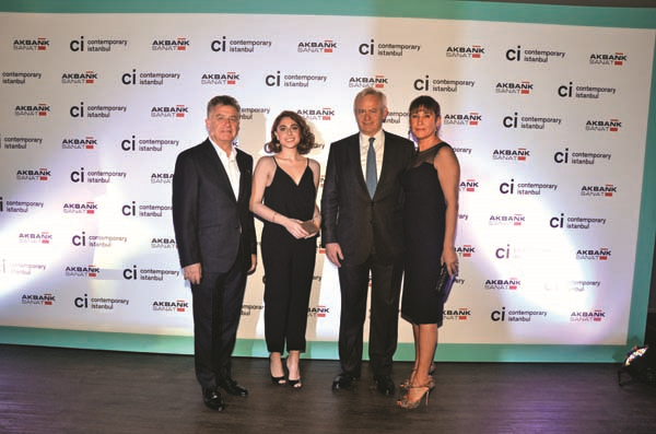 CONTEMPORARY iSTANBUL  ÇAĞDAŞ SANATIN  10. YILINI GALA YEMEĞİ İLE KUTLADI