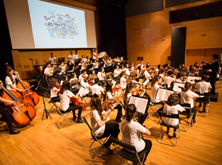 BARIŞ İÇİN MÜZİK ORKESTRASI İLE ENKA’DA  NEŞELİ BİR PAZAR KONSERİ