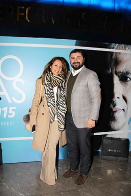 İSTANBUL'DA ENRICO MACIAS RÜZGARI ESTİ