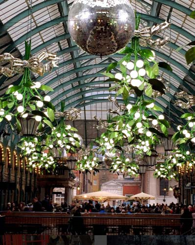 NESLİHAN SABANCI’NIN LONDRA TATİLİ