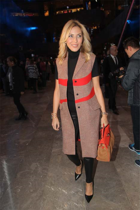 ZORLU PSM SAHNESİ’NDE SÜPERSTAR BÜYÜLEDİ