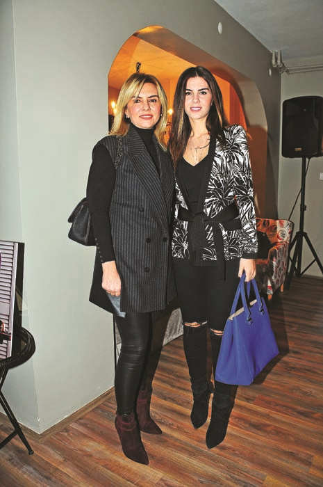 EV DEKORASYONUNDA  TASARIM OBJELERİ