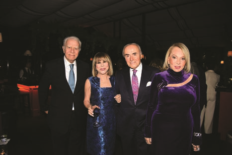 OGAN-ELA SOYSAL DAVETİNDE  BERNA KIRDAR’A  SÜRPRİZ YAŞ GÜNÜ 