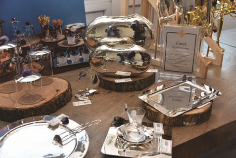 EV DEKORASYONUNDA  TASARIM OBJELERİ