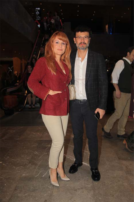 ZORLU PSM SAHNESİ’NDE SÜPERSTAR BÜYÜLEDİ