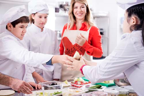 TOHUM OTİZM VAKFI’NDAN  ALEM ÖZEL YILBAŞI ÇEKİMLERİ