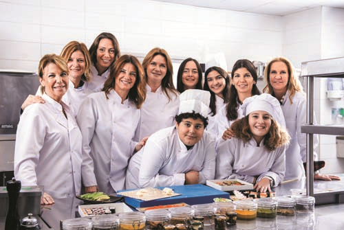 TOHUM OTİZM VAKFI’NDAN  ALEM ÖZEL YILBAŞI ÇEKİMLERİ