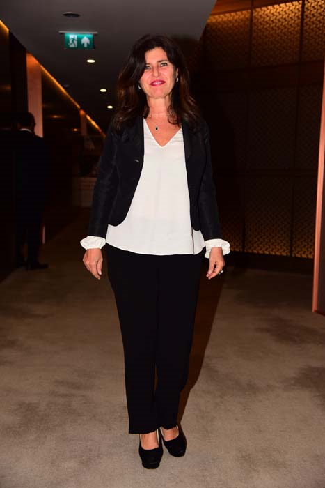 ÇANTA MÜZAYEDESİ PORTAKAL MÜZAYEDE EVİNDE SERGİLENDİ