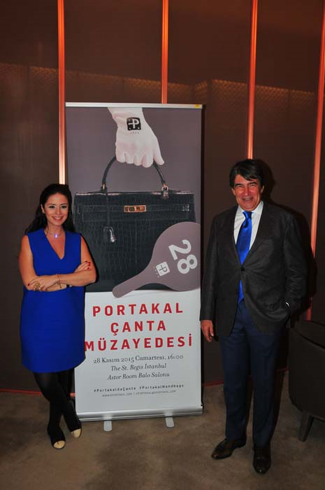 ÇANTA MÜZAYEDESİ PORTAKAL MÜZAYEDE EVİNDE SERGİLENDİ