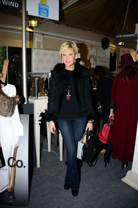 TOHUM OTİZM VAKFI YILBAŞI ALIŞVERİŞ ŞENLİĞİ