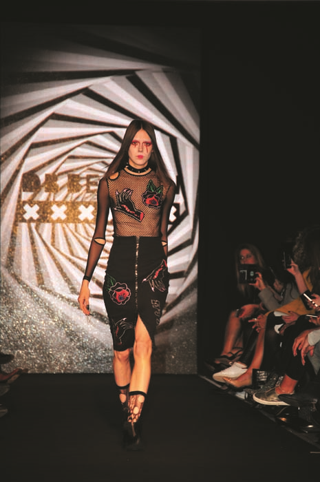 80LERİN GOTİK KÜLTÜRÜNÜ YANSITTILAR