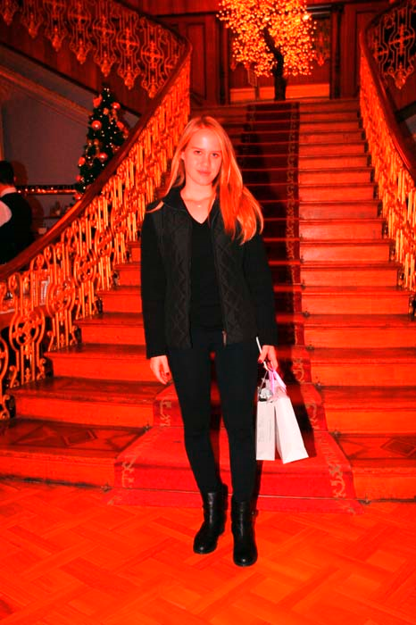 TOHUM OTİZM VAKFI YILBAŞI ALIŞVERİŞ ŞENLİĞİ