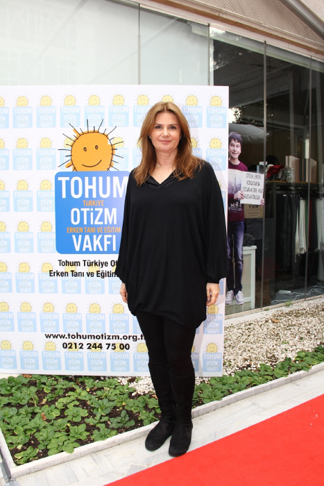 TOHUM OTİZM VAKFI YILBAŞI ALIŞVERİŞ ŞENLİĞİ