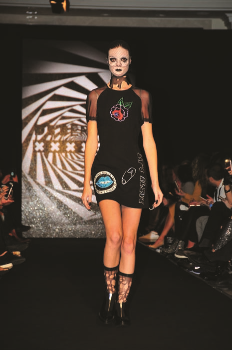 80LERİN GOTİK KÜLTÜRÜNÜ YANSITTILAR