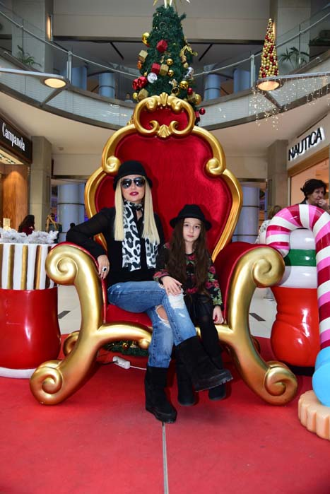 LÖSEVDEN GELEN ÇOCUKLARA YILBAŞI HEDİYESİ