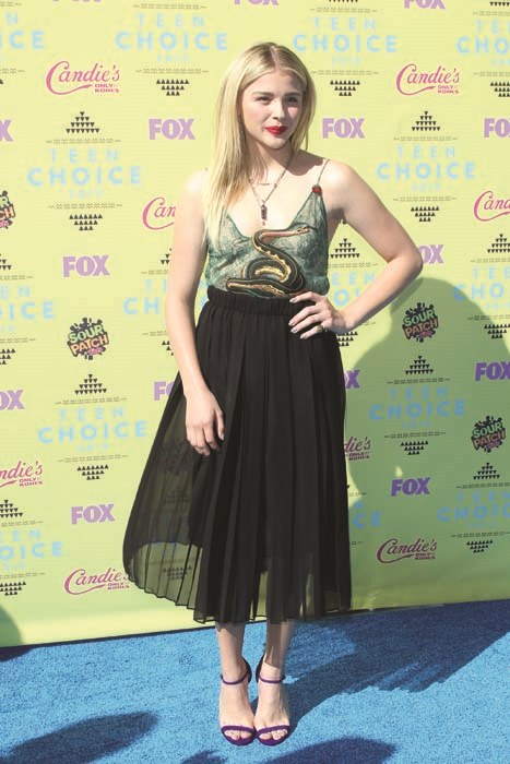 GENÇ OYUNCU CHLOE GRACE MORETZ YAŞINA UYGUN SEÇİMLER YAPIYOR