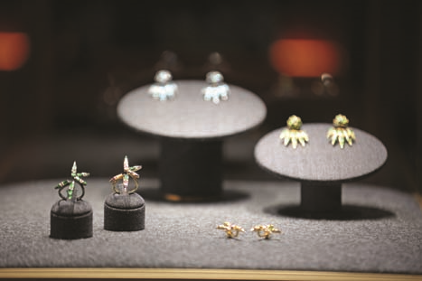 ÜNLÜLERİN MÜCEVHER TASARIMCISI  İSTANBUL’DA TANITIM YAPTI