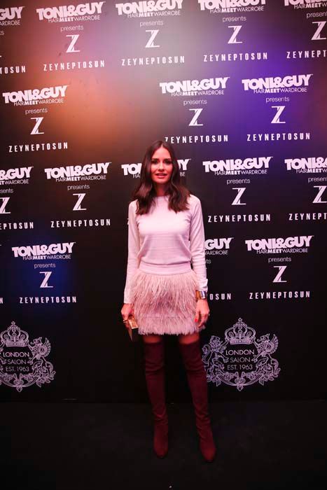 ZEYNEP TOSUNUN KOLEKSİYON DAVETİ