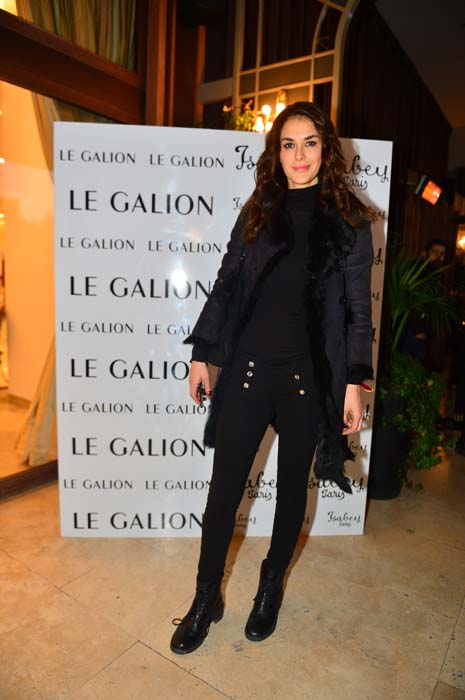   HUMER COSMETİCS ÖZEL DAVETİ ZORLU CENTERDA GERÇEKLEŞTİ