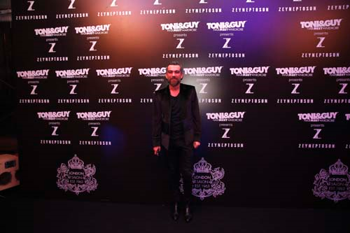 ZEYNEP TOSUNUN KOLEKSİYON DAVETİ